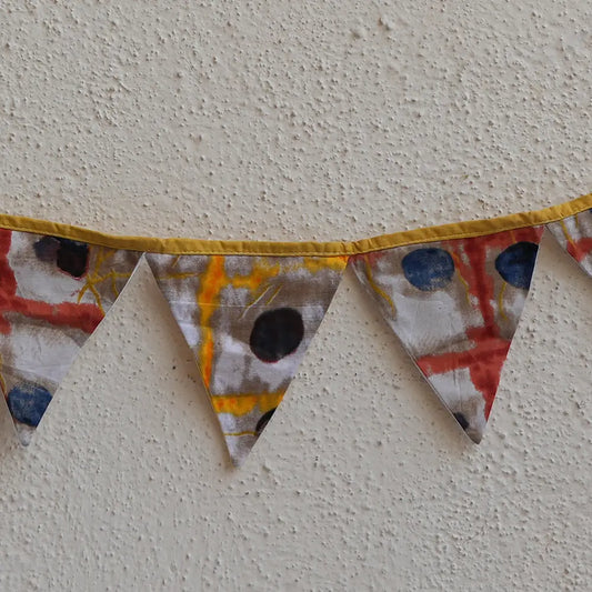 Upcycled Fabric Pennant – Pataka Yealloy Based Multicolor Print Design
